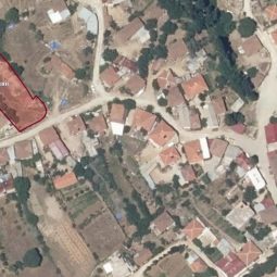 -DEMİRSÖZ- BAYRAMİÇ TONGURLUDA BAHÇELİ İKİ KATLI SATILIK EV