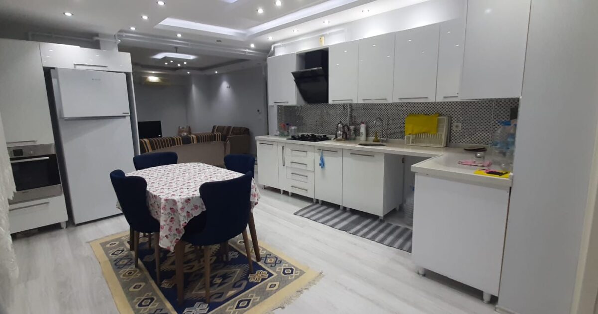 DEMİRSÖZ- ÇANAKKALE STADYUM MEVKİİ EŞYALI KİRALIK 2+1 DAİRE